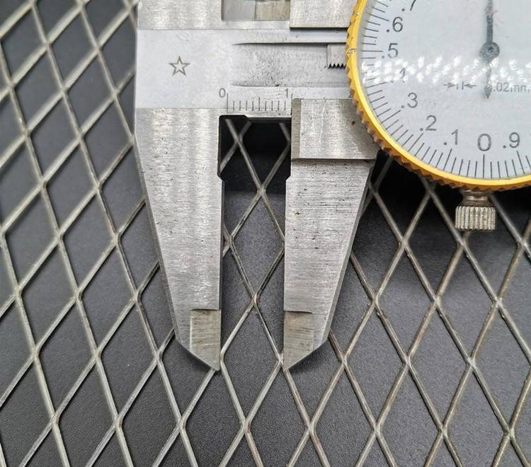 Titanium mesh