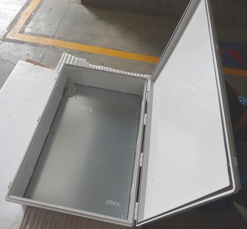 Titanium plate